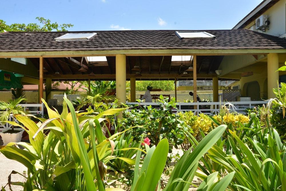 Merrils Beach Resorts Lll Negril Eksteriør billede